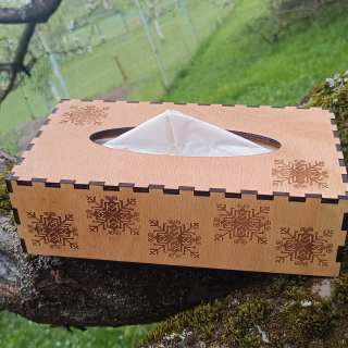 Krabička na kapesniky - gravírovaná s folklorním motivem