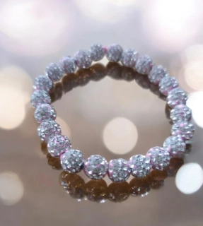 Náramek bižuterní s korálky shamballa